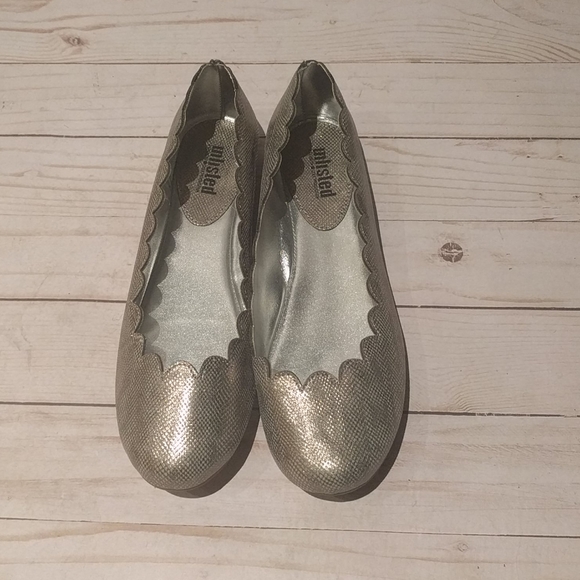 🌺🌸Nice silver flats by unlisted 🍀🌺🌸 - Picture 4 of 7